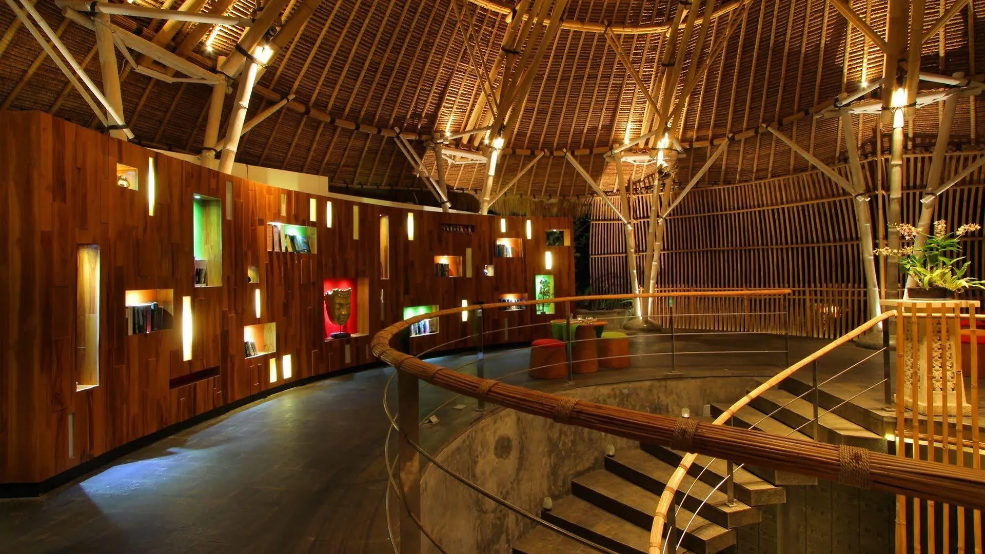 Taman Mesari Luxury Villas-Seminyak Kuta Lombok