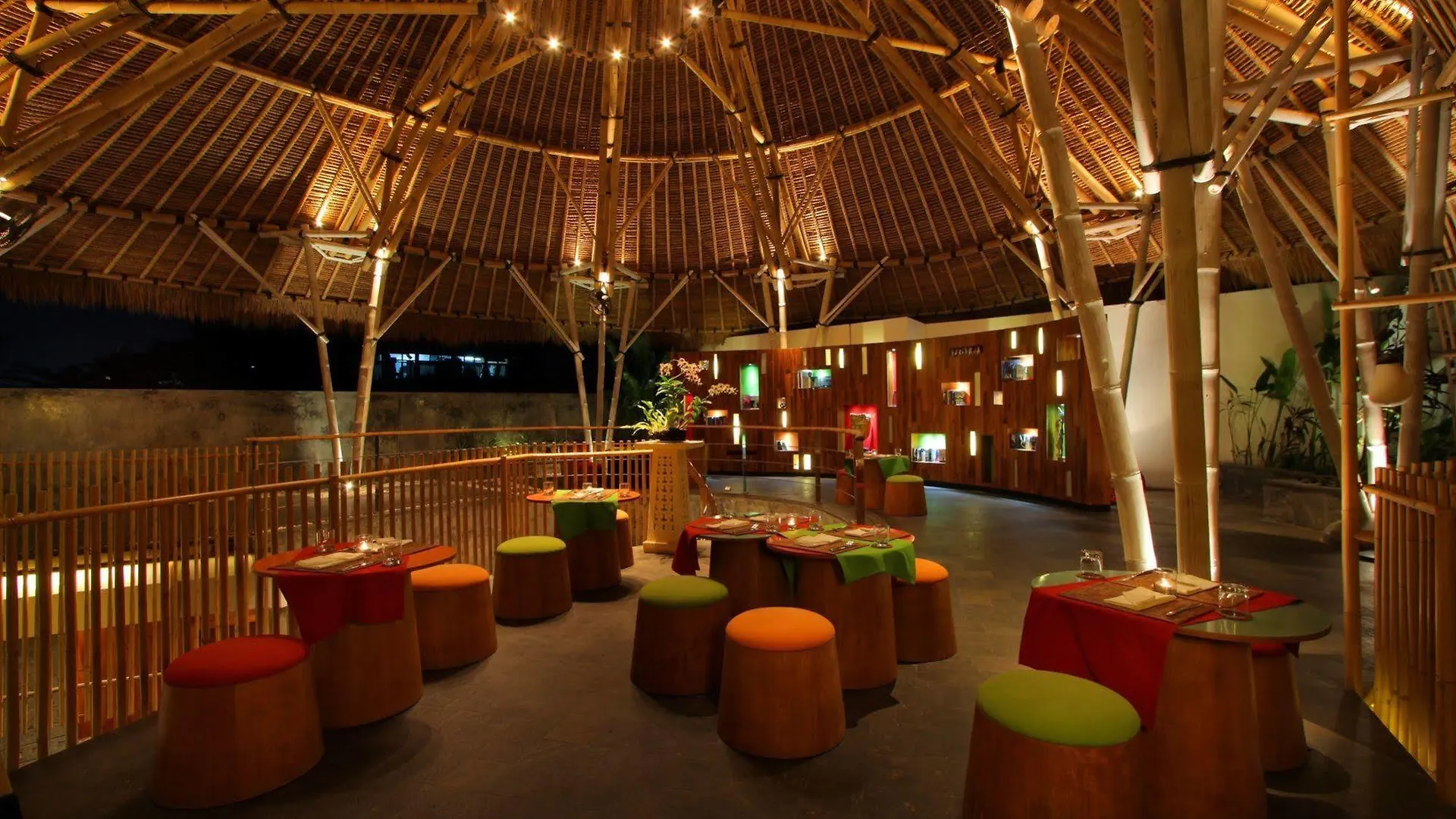 Villa Taman Mesari Luxury Villas-Seminyak Kuta Lombok