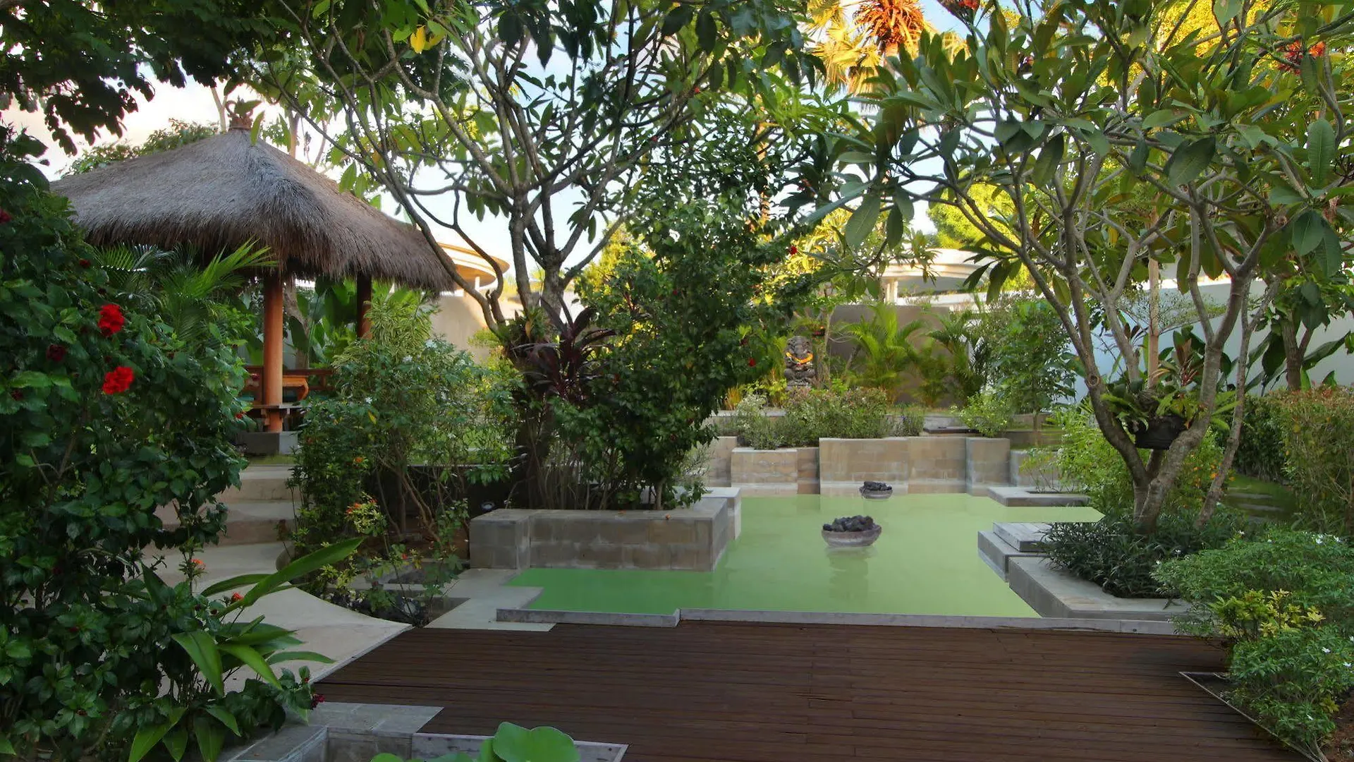 Taman Mesari Luxury Villas-Seminyak Kuta  Indonesia